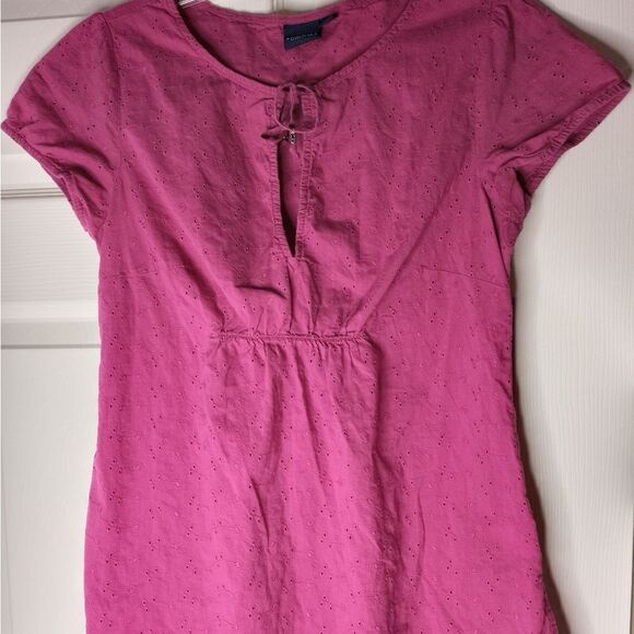 Sonoma Life Style M Raspberry Eyelets Shortsleeves Women's Top - Picture 1 of 6